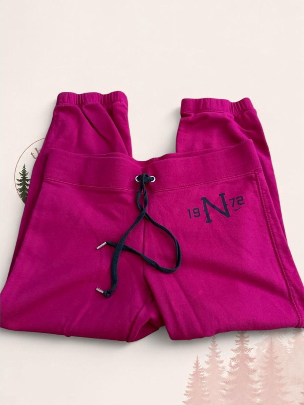 Nike Capri Sweatpants – Women’s Medium